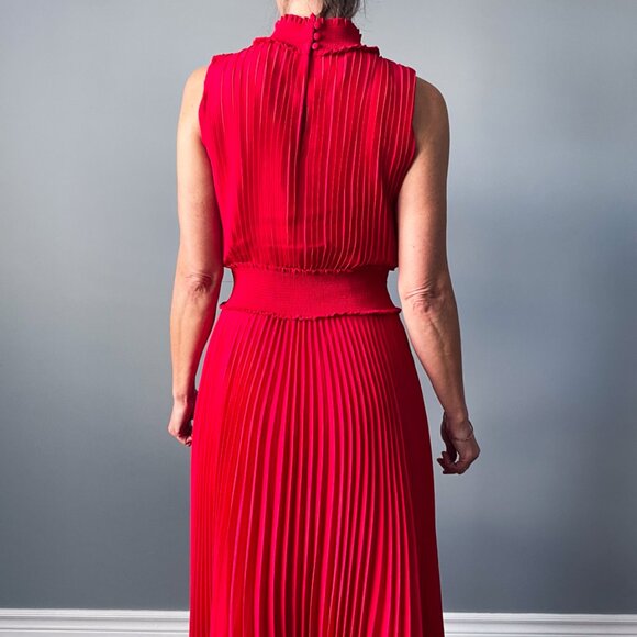 Nanette Lepore Crimson Red Pleated Ruched Lined Dress - Size 6 - Picture 2 of 4